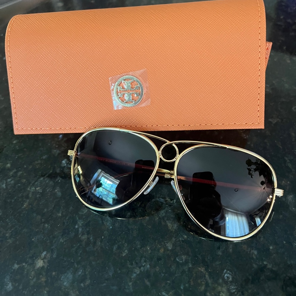 Brand new Tory Burch sunglasses, never worn!